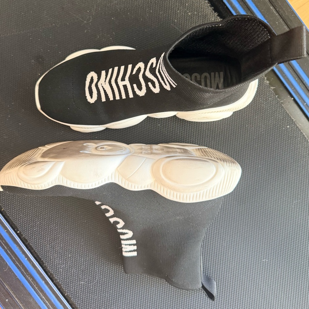 Moschino High Teddy Shoes Size Women Size 10  EU 41 -Retail $465.00 - Picture 8 of 9